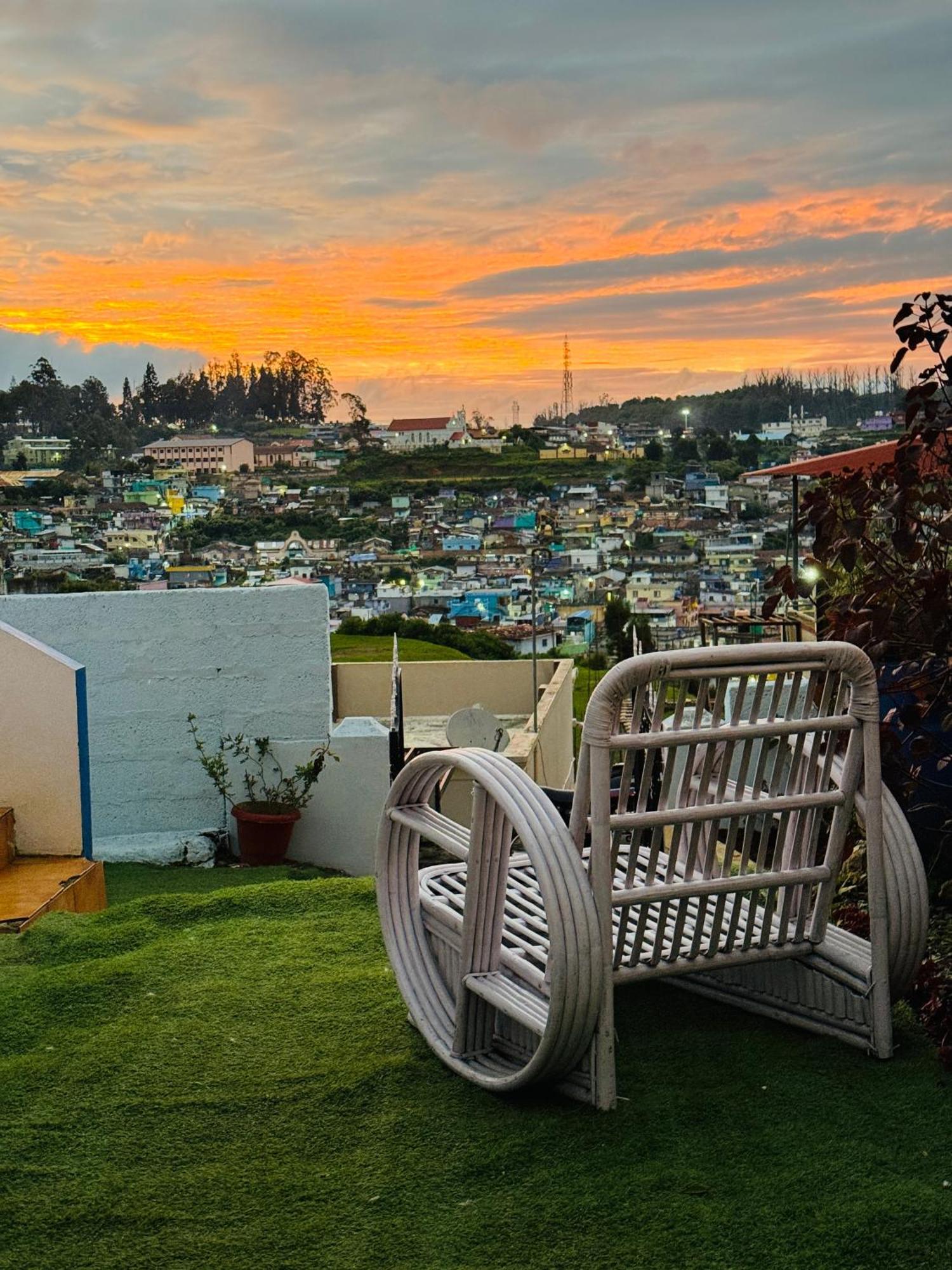 Casa Serenity Ooty Esterno foto